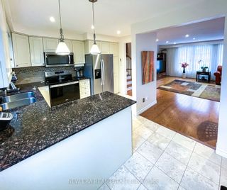 Photo 8: 2135 Cliff Road in Mississauga: Cooksville House (Sidesplit 3) for sale : MLS®# W8115050