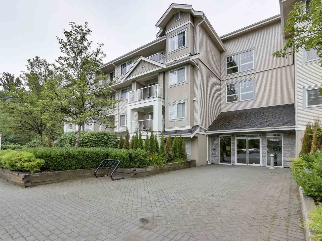 Main Photo: 105 19366 65 Avenue in Surrey: Clayton Condo for sale in "THE LIBERTY" (Cloverdale)  : MLS®# R2287706