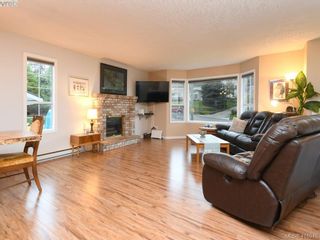 Photo 2: 2445 Mountain Heights Dr in SOOKE: Sk Broomhill House for sale (Sooke)  : MLS®# 827136