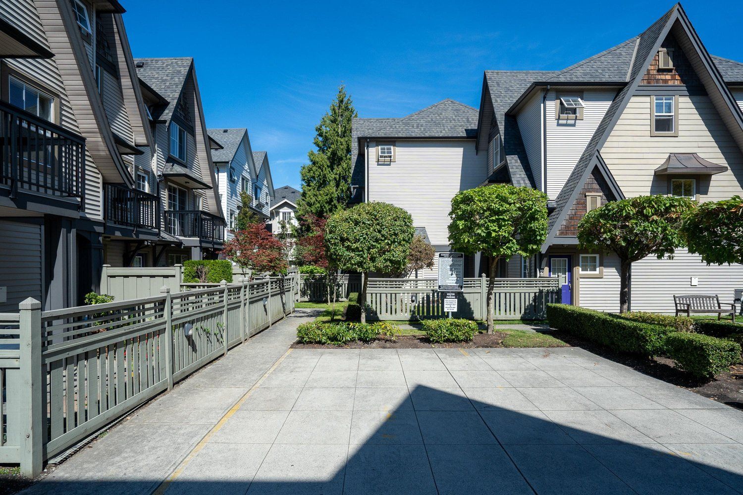 Main Photo: 4 7733 TURNILL Street in Richmond: McLennan North Townhouse for sale : MLS®# R2629171