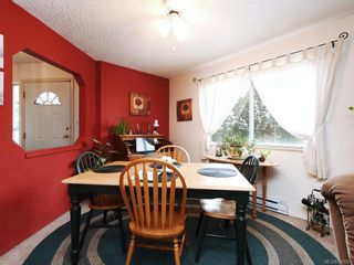 Photo 4: 728 Stancombe Pl in Esquimalt: Es Gorge Vale House for sale : MLS®# 842068