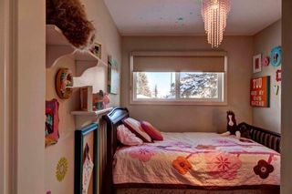 Photo 20: 79 WOODLARK Drive SW in Calgary: Wildwood House for sale : MLS®# C4093844