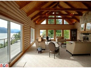 Photo 2: 6285 ROCKWELL Drive: Harrison Hot Springs House for sale : MLS®# H1202283