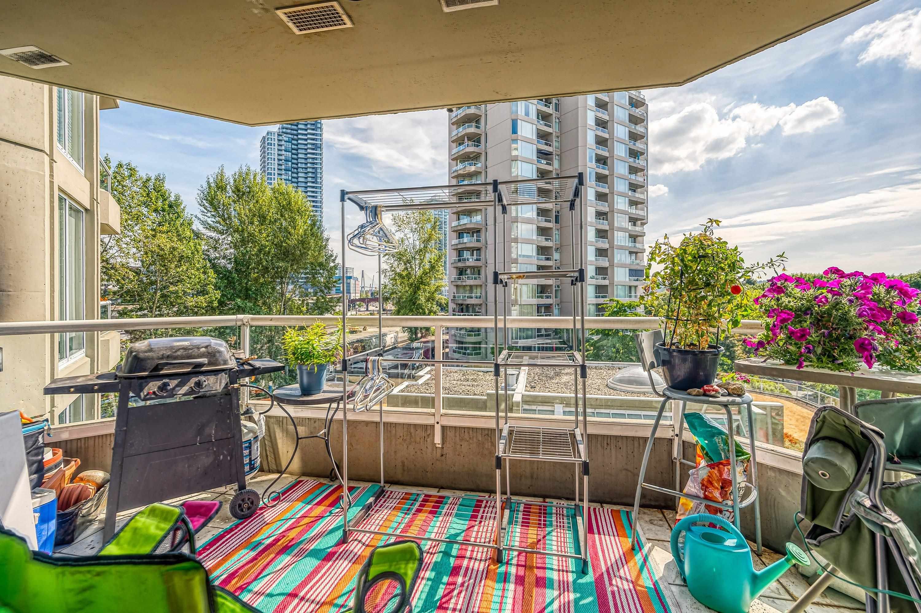Photo 21: Photos: 407 1135 QUAYSIDE Drive in New Westminster: Quay Condo for sale : MLS®# R2645489