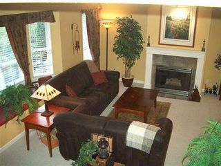 Photo 2: Show Home Condition 3 Level Townhome