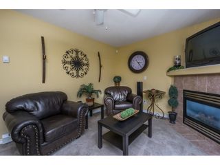 Photo 12: 27938 TRESTLE Avenue in Abbotsford: Aberdeen House for sale : MLS®# R2104396