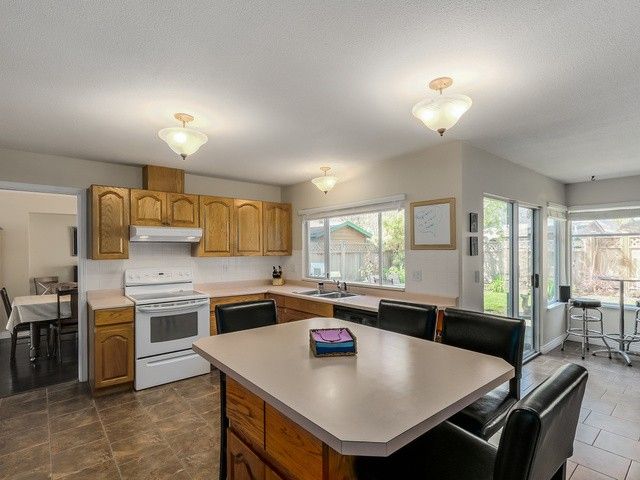 Photo 5: Photos: 6671 London Court in Delta: Holly House for sale (Ladner)  : MLS®# V1117493