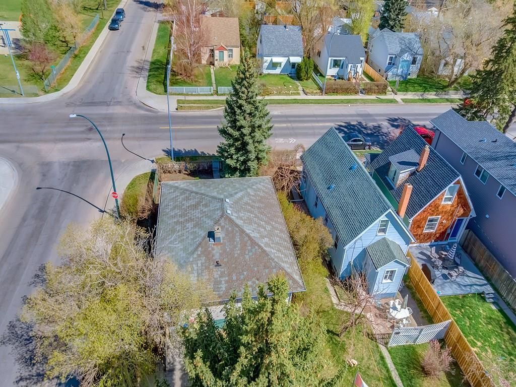 Photo 15: Photos: 2339 5 Avenue NW in Calgary: West Hillhurst Residential for sale : MLS®# C4183647