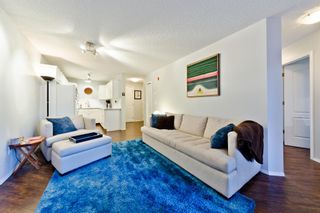 Photo 13: 319 10 Sierra Morena Mews SW in Calgary: Signal Hill Apartment for sale : MLS®# A2008111