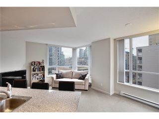 Photo 13: 808 1212 HOWE Street in Vancouver: Downtown VW Condo for sale in "1212 HOWE" (Vancouver West)  : MLS®# V1103940