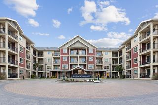 Photo 1: 403 22323 48 Avenue in Langley: Murrayville Condo for sale in "Avalon Gardens" : MLS®# R2763165