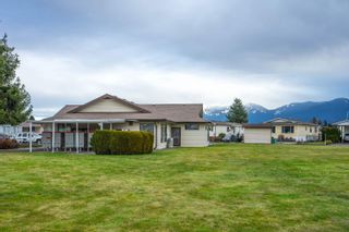 Photo 40: 38 9055 ASHWELL Road in Chilliwack: Chilliwack Proper West Manufactured Home for sale in "Rainbow Estates" : MLS®# R2754347