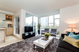 Photo 1: 308 111 E 3RD Street in North Vancouver: Lower Lonsdale Condo for sale in "The Versatile Building" : MLS®# R2263071