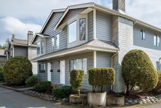 Photo 1: 30 211 Buttertubs Pl in Nanaimo: Na University District Row/Townhouse for sale : MLS®# 929690