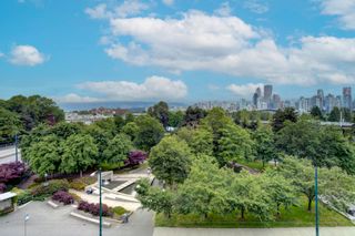 Main Photo: 501 1485 WEST 6TH Avenue in Vancouver: False Creek Condo for sale in "Portico" (Vancouver West)  : MLS®# R2705294