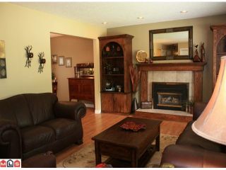 Photo 3: 34722 ARDEN Drive in Abbotsford: Abbotsford East House for sale in "TEN OAKS" : MLS®# F1118089