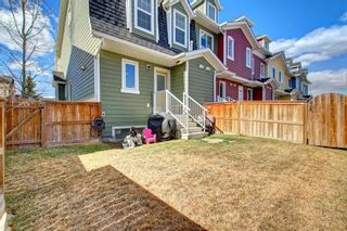 Photo 4: 424 Mckenzie Towne Close SE in Calgary: McKenzie Towne Row/Townhouse for sale : MLS®# A2128277
