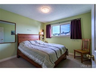 Photo 13: 810 Cameo St in VICTORIA: SE High Quadra House for sale (Saanich East)  : MLS®# 723389