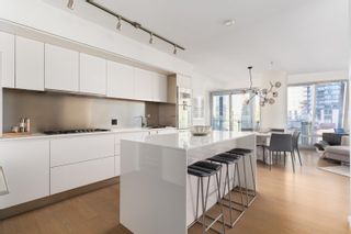Main Photo: 2505 1151 W GEORGIA Street in Vancouver: Coal Harbour Condo for sale in "Paradox" (Vancouver West)  : MLS®# R2865541