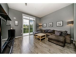 Photo 3: 112 2428 NILE Gate in Port Coquitlam: Riverwood Townhouse for sale in "DOMINION NORTH" : MLS®# R2400149