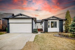 Photo 1: 36 Brabourne Rise SW in Calgary: Braeside Detached for sale : MLS®# A1231205