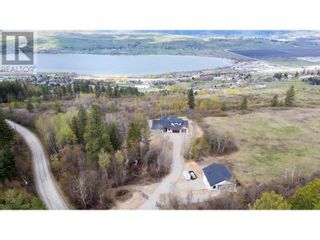 Photo 3: 7500 McLennan Road North BX: Okanagan Shuswap Real Estate Listing: MLS®# 10310347