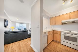 Photo 8: 1103 1833 FRANCES Street in Vancouver: Hastings Condo for sale in "PANORAMA GARDENS" (Vancouver East)  : MLS®# R2742141
