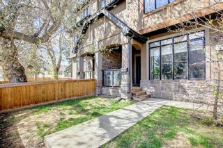 Photo 2: 140 12 Avenue NW in Calgary: Crescent Heights Row/Townhouse for sale : MLS®# A1217492