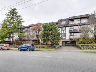 Photo 1: 313 270 W 3RD Street in North Vancouver: Lower Lonsdale Condo for sale in "HAMPTON COURT" : MLS®# R2751151