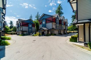 Photo 2: 16 6929 142 Street in Surrey: East Newton Townhouse for sale in "Redwood" : MLS®# R2803960
