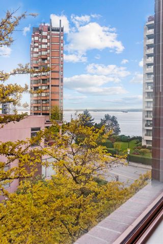 Photo 25: 405 2271 BELLEVUE Avenue in West Vancouver: Dundarave Condo for sale in "ROSEMONT" : MLS®# R2735983