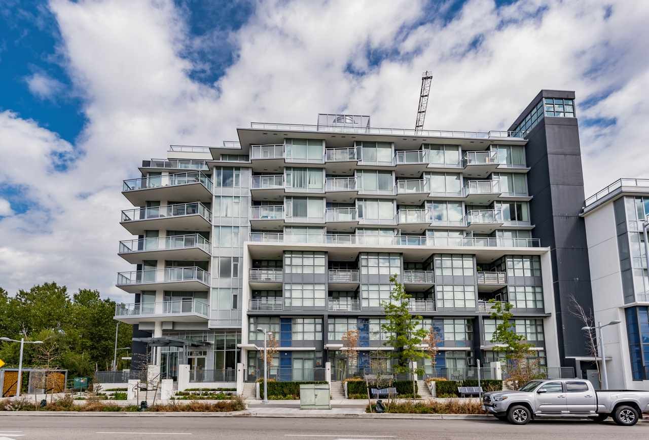 Main Photo: 901 8633 CAPSTAN Way in Richmond: West Cambie Condo for sale in "PINNACLE LIVING AT CAPSTAN VILLA" : MLS®# R2196766