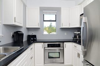 Photo 2: 1004 47 AGNES STREET in New Westminster: Downtown NW Condo for sale : MLS®# R2114537