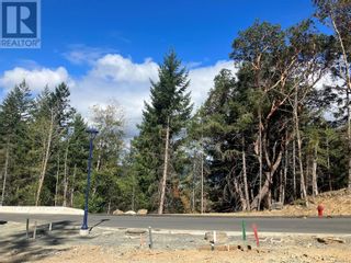 Photo 2: 3338 West Oak Pl in Langford: Vacant Land for sale : MLS®# 941669