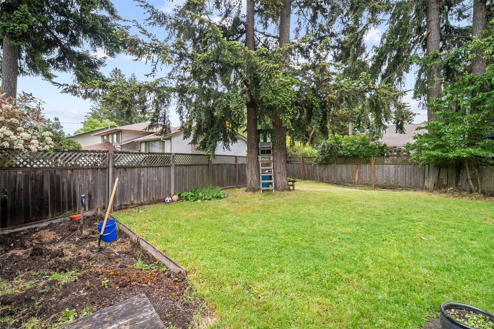 Photo 23: Photos: 3119 Metchosin Rd in Colwood: Co Wishart North House for sale : MLS®# 876678