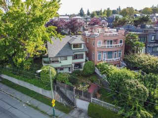 Photo 4: 3635 W 14TH Avenue in Vancouver: Point Grey House for sale in "POINT GREY" (Vancouver West)  : MLS®# R2632442