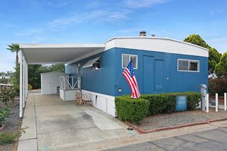 Photo 2: FALLBROOK Manufactured Home for sale : 2 bedrooms : 1120 East Mission RD #71