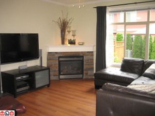 Photo 2: 20 7543 MORROW Road: Agassiz Townhouse for sale in "TANGLEBERRY LANE" : MLS®# H1104392