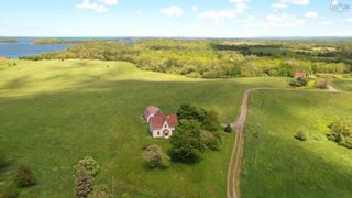 Photo 4: 395 & 397 Shore Road in Egerton: 108-Rural Pictou County Residential for sale (Northern Region)  : MLS®# 202214243