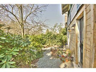 Photo 10: 3584 MARSHALL ST in Vancouver: Grandview VE House for sale (Vancouver East)  : MLS®# V997815