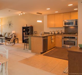 Photo 2: HILLCREST Condo for sale : 2 bedrooms : 3812 Park Blvd. #313 in San Diego