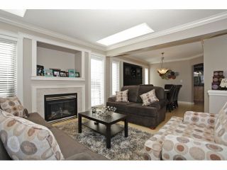 Photo 3: 6849 184A Street in Surrey: Cloverdale BC House for sale (Cloverdale)  : MLS®# F1400810