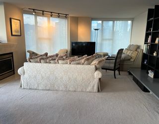 Photo 11: 1805 1000 BEACH Avenue in Vancouver: Yaletown Condo for sale (Vancouver West)  : MLS®# R2870407