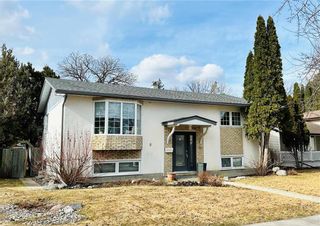 Photo 1: 737 Townsend Avenue in Winnipeg: House for sale : MLS®# 202407830
