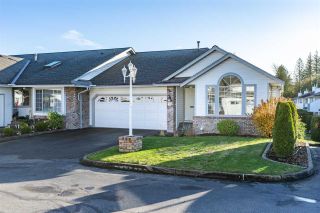 Photo 1: 6 33922 KING Road in Abbotsford: Poplar Townhouse for sale in "Kingsview Estates" : MLS®# R2420349