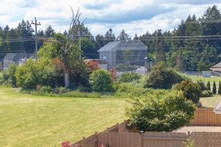 Photo 18: 10 1893 Prosser Rd in Central Saanich: CS Saanichton Row/Townhouse for sale : MLS®# 789357