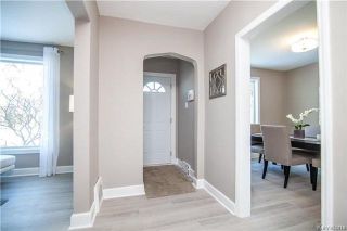 Photo 2: 562 Matheson Avenue in Winnipeg: West Kildonan Residential for sale (4D)  : MLS®# 1800622