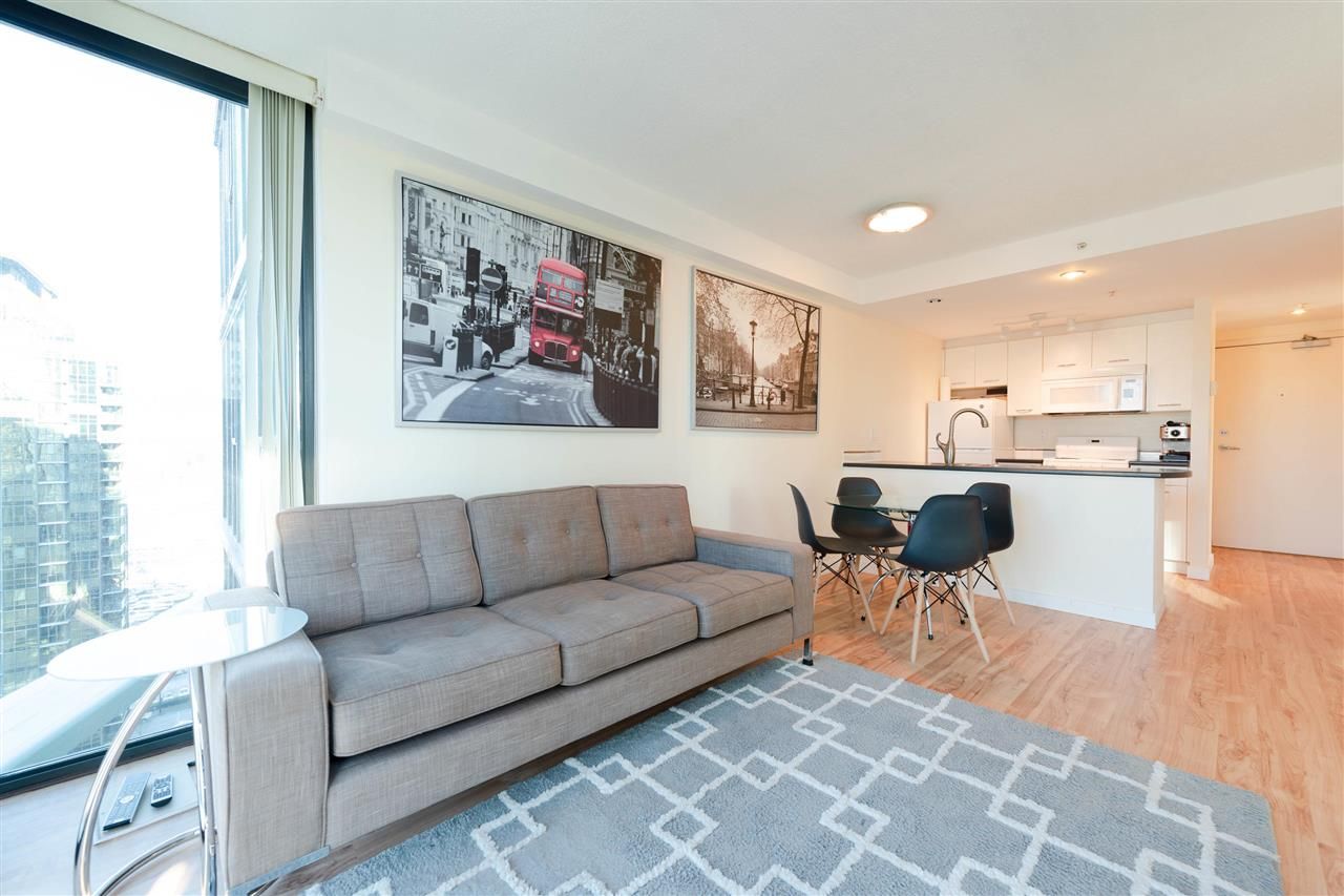 Main Photo: 2007 1331 W GEORGIA Street in Vancouver: Coal Harbour Condo for sale (Vancouver West)  : MLS®# R2373472