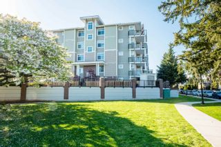 Main Photo: 409 20696 EASTLEIGH Crescent in Langley: Langley City Condo for sale in "The Georgia" : MLS®# R2872154