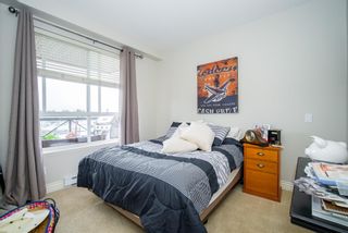 Photo 11: 301 2970 KING GEORGE Boulevard in Surrey: King George Corridor Condo for sale in "The Watermark" (South Surrey White Rock)  : MLS®# R2603504